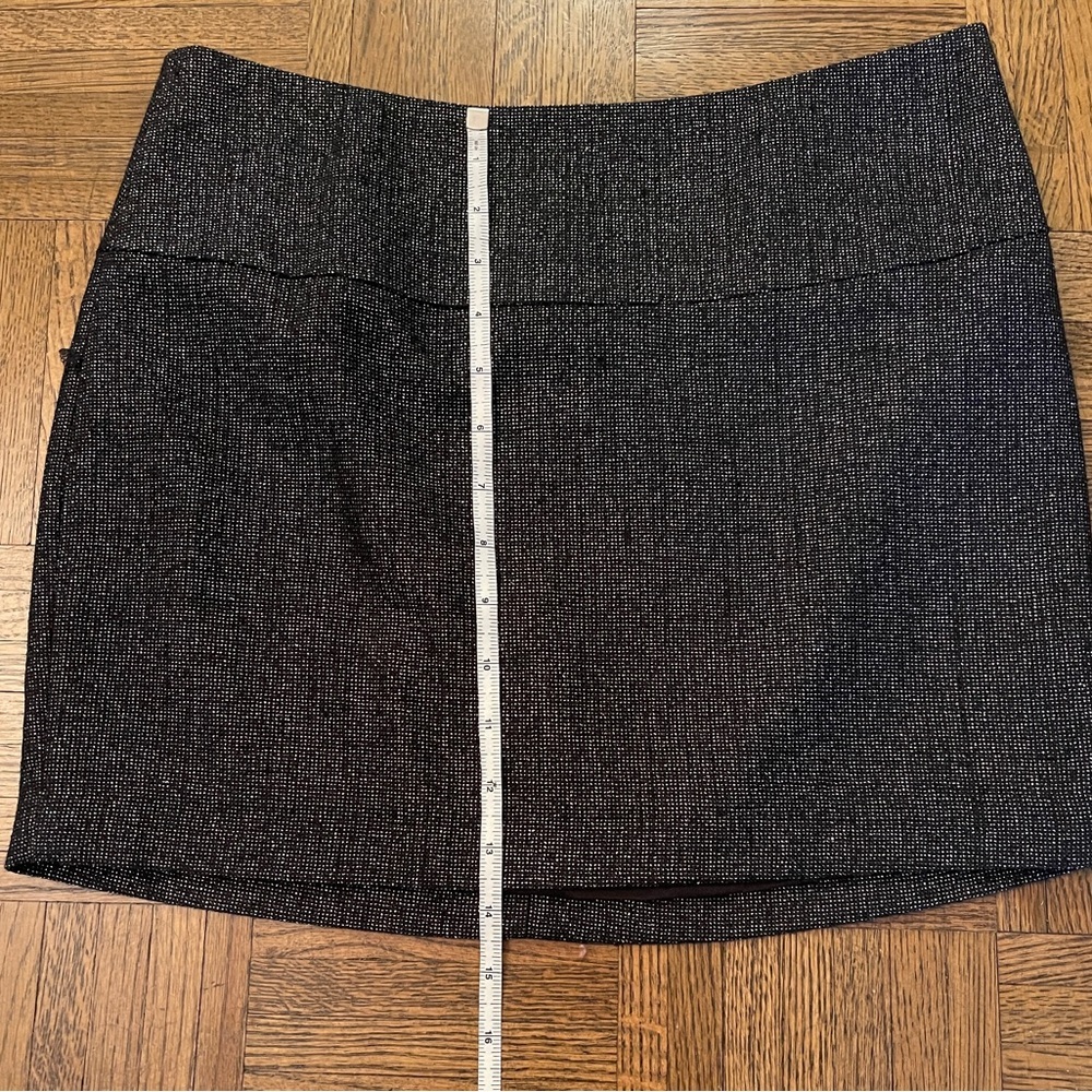NWOT Express Black Metallic Mini Skirt - Picture 4 of 9